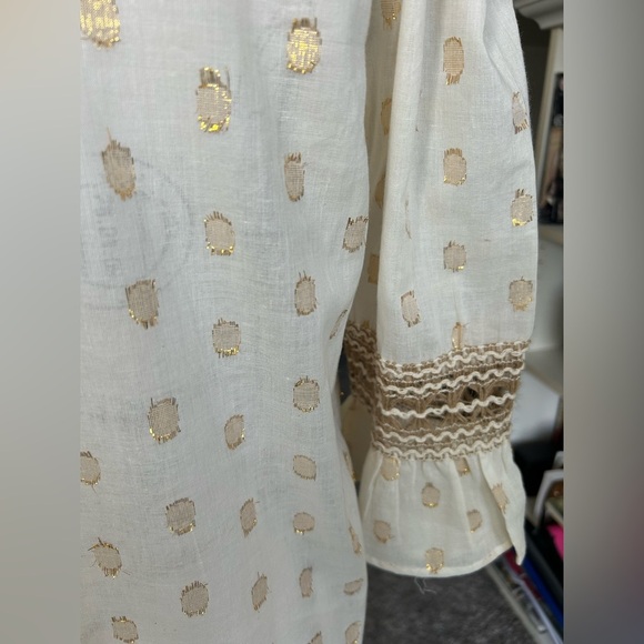 Nation AK Outfits NWT Cream and Gold Top with Crochet size small - Picture 4 of 9